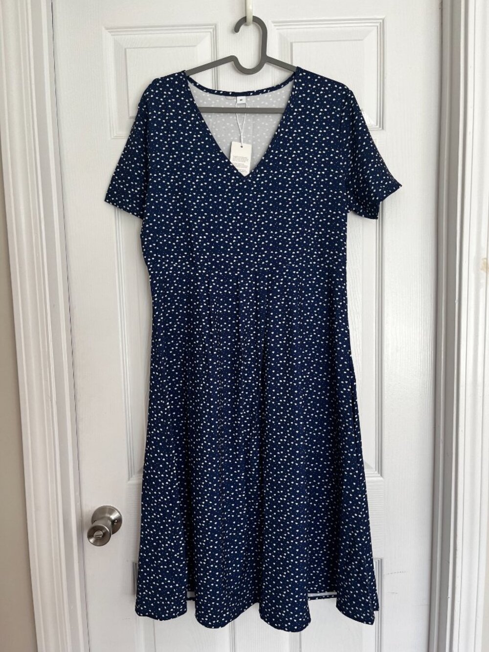 Floral Summer Dress Boho V Neck Short Sleeve Empire Cut Medium NWT